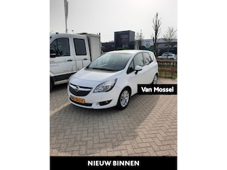 Opel Meriva 1.4 Turbo Edition | PANORAMADAK | TREKHAAK | PARKEERSENSOREN | AIRCO