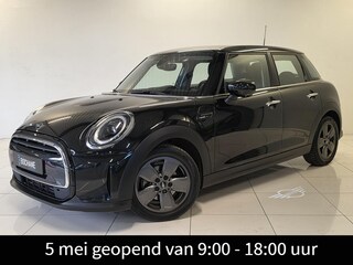 Mini Cooper 1.5 Classic Navigatie | PDC