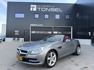 Mercedes-Benz SLK 200 / Automaat / Leder / Navigatie / Cruise / 17" LMV