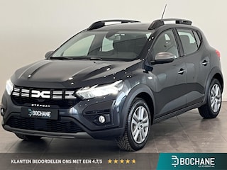 Dacia Sandero Stepway 1.0 TCe 90 Comfort | Navigatie | Climate Control | Cruise Control | Dodehoek Detectie | Parkeersensoren voor, achter en achteruitrijcamera | Apple Carplay/Android Auto