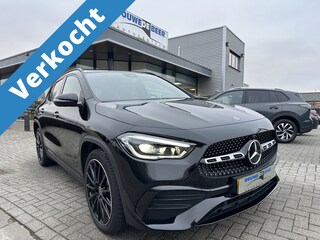 Mercedes-Benz GLA 250 e AMG Line Night Pano-Dak | Camera 360 | Dodehoek | Keyless
