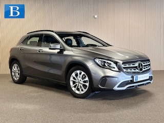 Mercedes-Benz GLA 180 Ambition-TREKHAAK-CAMERA-STOELVERWARMING-ORIG NL-LAGE KMSTAND NAP