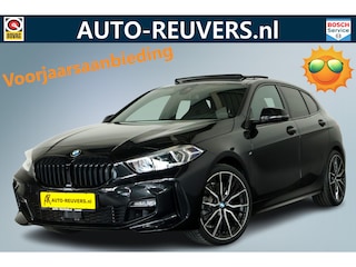 BMW 120i M-Sport / Opendak / Kuipstoel / LED / Cam / CarPlay