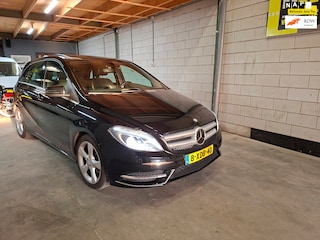 Mercedes-Benz B-klasse 180 Ambition Comfort Automaat, Trekhaak, Cruise control