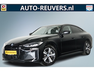 BMW i4 eDrive40 84 kWh / Navigatie / Carplay / LED / Camera / 4S banden