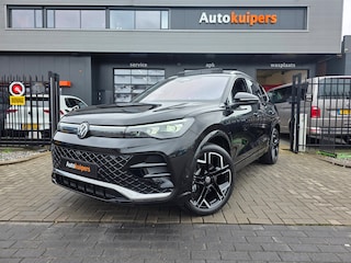 Volkswagen Tiguan 1.5 eTSI R-Line Edition | Met o.a. adaptive cruise, climate control, achteruitrijcamera, IQ lights en navigatie!