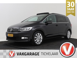 Volkswagen Touran 1.4 TSI Highline Business 7p | Trekhaak | Panoramadak | Camera | Navigatie | Stoelverwarming |