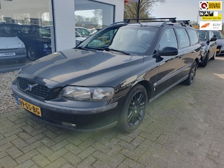 Volvo V70 2.4 Comfort Line BJ 2001 LEES TEKST!!!