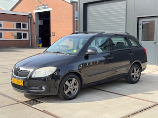 Skoda Fabia Combi 1.4-16V Ambiente Airco Elekt Cruise NAP