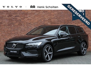 Volvo V60 B4 Essential Edition | Adaptieve Cruise Control | Dodehoekwaarschuwing | Verwarmbare voorstoelen | Stuurwielverwarming | Parkeersensoren V+A | Achteruitrijcamera | Extra getint glas achter