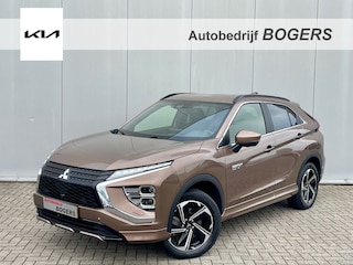 Mitsubishi Eclipse Cross 2.4 PHEV Black Edition Navigatie, Climate Control, Cruise Control, Afn.Trekhaak, Stoel/Stuurverwarming,