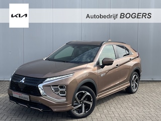 Mitsubishi Eclipse Cross 2.4 PHEV Black Edition Navigatie, Climate Control, Cruise Control, Afn.Trekhaak, Stoel/Stuurverwarming,