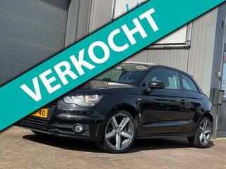 Audi A1 1.2 TFSI Admired | 17'' LMV | Navigatie | 2x PDC