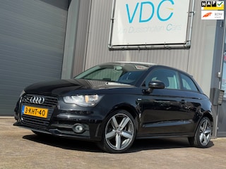 Audi A1 1.2 TFSI Admired | 17'' LMV | Navigatie | 2x PDC