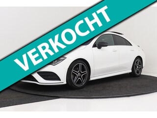 Mercedes-Benz CLA 180 Premium Plus AMG-Line | Panoramadak | Sfeerverlichting | Achterspoiler | Camera | Digital Cockpit |