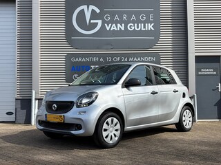 Smart Forfour 1.0 71PK Pure Airco,CruiseControl,Leder,Isofix,Radio/CdSpeler,Start/Stop,Bluetooth,Usb,AutomatischeVerlichting,Elekt