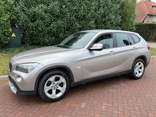 BMW X1 SDrive18i mooie auto goed onderhouden rijd heerlijk