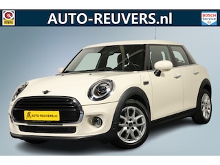 Mini Cooper 1.5 Pepper / LED / Aut / Navi / CarPlay