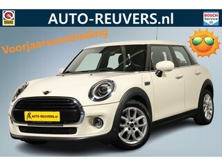Mini Cooper 1.5 Pepper / LED / Aut / Navi / CarPlay