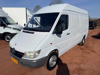 Mercedes-Benz Sprinter 208 CDI 2.2 355 L2H2