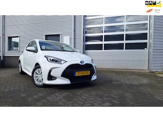 Toyota Yaris 1.5 Hybrid Active/Camera/Cruise/Afneembare trekhaak/Enz