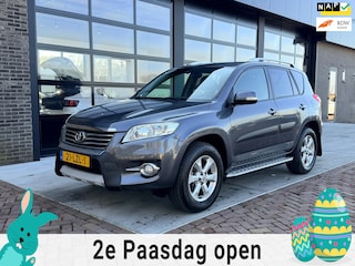Toyota RAV4 2.0 VVTi Executive Business | Autom | 1/2 Leer | Navi |