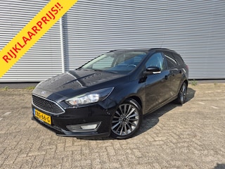 Ford Focus Wagon 1.0 Titanium Edition,Navigatie,voorruit/stoelverwarming,Parkeersensoren,Cruisecontrol,Lm velgen