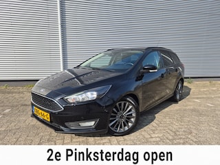 Ford Focus Wagon 1.0 Titanium Edition,Navigatie,voorruit/stoelverwarming,Parkeersensoren,Cruisecontrol,Lm velgen