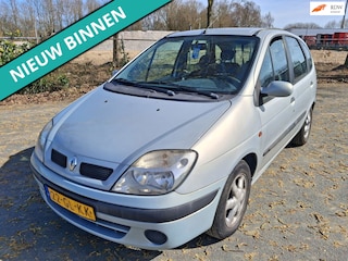 Renault Scénic 1.6-16V ZO INGERUILD DUS ZO WEG PRIJSJE