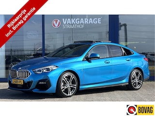 BMW 220i Business Edition Plus, Carplay + Android Auto / Full LED. / Elektr. Schuifdak / Camera + Sensoren / Keyless / 18'' LMV
