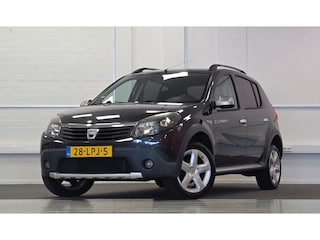 Dacia Sandero 1.6i Stepway Exclusive Trekhaak Airco 3e Eigenaar Allseason banden