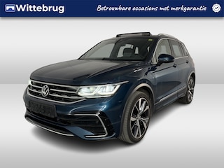 Volkswagen Tiguan 1.4 TSI eHybrid R-Line / AUTOMAAT/ PANO/ 245 PK/ TREKHAAK/ DCC/ ELEK.KLEP/ PARK.SENSOR.V+A/ 360 CAMERA/ STUUR+STOELVERWARM./ ACC/ KEYLESS/ APP-CONNECT/ HEAD-UP/ NAVI/ DAB/ CLIMA/ LED