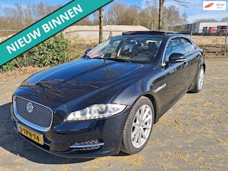 Jaguar XJ 3.0 V6D Premium Luxury BOMVOLLE AUTO RIJDT EN SCHAKELT TOP