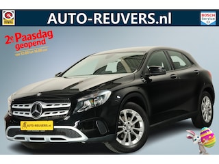 Mercedes-Benz GLA 180 Ambition / Bluetooth / Airco / Camera