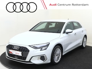 Audi A3 Sportback 40 TFSI e Edition | SoH 100% | Navigatie Plus | Adaptieve cruise control | Full LED verlichting | CarPlay | Draadloze telefoonlader | Parkeersensoren | Virtual cockpit |