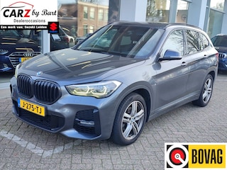 BMW X1 SDRIVE18i HIGH EXECUTIVE AUT. Open dak | Leder | LED | Stoelverwarming
