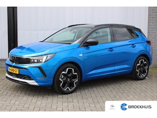Opel Grandland 1.6 Turbo Plug-In Hybrid Ultimate / Navigatie / 360 Camera / LEDER / PDC V+A / Keyless / Matrix LED / Stuur -en stoelverwarmd / Stoelverkoeling /