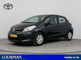 Toyota Yaris 1.0 VVT-i Aspiration | Trekhaak | Lage km stand | Airco