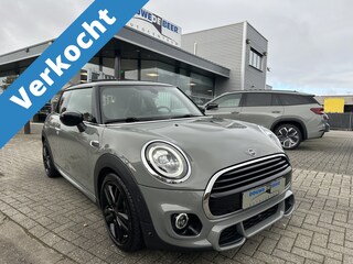 Mini Mini/Cabrio/Clubman/Countryman 1.5 JCW Pano-Dak | Stoelverw. | LED | Sfeerverlichting |
