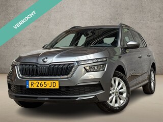Skoda Kamiq 1.0 TSI Sportline Automaat (RS KUIPSTOELEN, VIRTUAL COCKPIT, APPLE CARPLAY, GROOT NAVI, STOELVERWARMING, ADAPTIVE CRUISE, GETINT GLAS, ZWART HEMEL, NIEUWSTAAT)