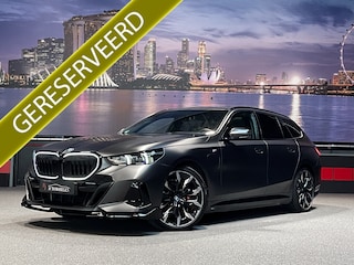 BMW 5-serie Touring 530e M Sport PRO FrozenBlack|HUD|360|Panorama|Trekhaak|BTW