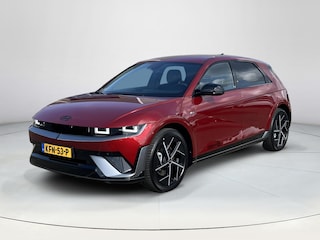 Hyundai Ioniq 5 N Line Business 84 kWh | Uit voorraad leverbaar! | Achteruitrijcamera | Stoelverwarming | Stuurverwarming | Elektrische stoelen | Verschuifbare 2e zitrij | Elektrische achterklep | Parkeersensoren voor/achter | Draadloze applecarplay en android auto |