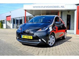 Toyota Aygo 1.0 VVT-i x-play 5-drs Navi|Cam|Airco