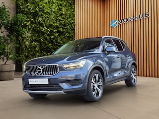 Volvo XC40 1.5 T4 Recharge Inscription | Trekhaak | Camera | Stuur/stoelverwarming | Adaptive Cruise