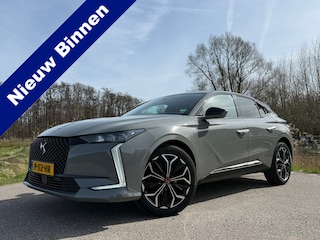 DS 4 1.2 PureTech Performance Line Automaat / 360 Camera / Apple CarPlay-Android Auto / 19" Velgen / Clima / PDC / Cruise