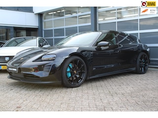 Porsche Taycan Pano/Passagier display/Luchtvering