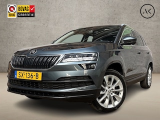 Skoda Karoq 1.0 TSI Sport Automaat (PANORAMADAK, APPLE CARPLAY, GROOT NAVI, CLIMATE, CAMERA, STOELVERWARMING, SPORTSTOELEN, GETINT GLAS, ADAPTIVE CRUISE, NIEUWE APK, NIEUWSTAAT)