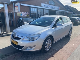 Opel Astra Sports Tourer 1.4 Turbo Cosmo