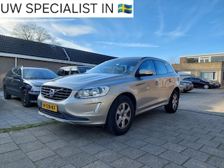 Volvo XC60 2.0 D3 FWD Kinetic Goed oh door een Volvo Specialist Navi Clima Cruise Telefoon PDC 17 inch lm
