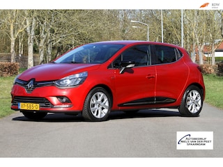 Renault Clio 0.9 TCe Limited / Van 1e eigenaar / Navigatie / Multimedia systeem / Parkeersensoren / Camera / Trekhaak / enz.